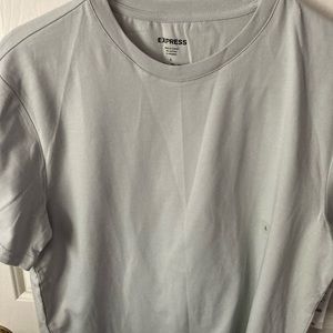 Men’s Express cotton stretch short sleeve T-shirt. Size: L